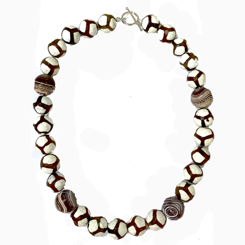 Necklace with serigraphed agate spheres - Agau Gioielli